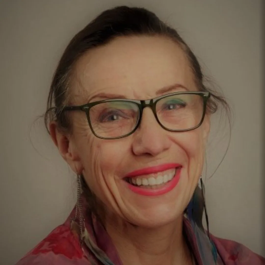 Dr Christine Coulter