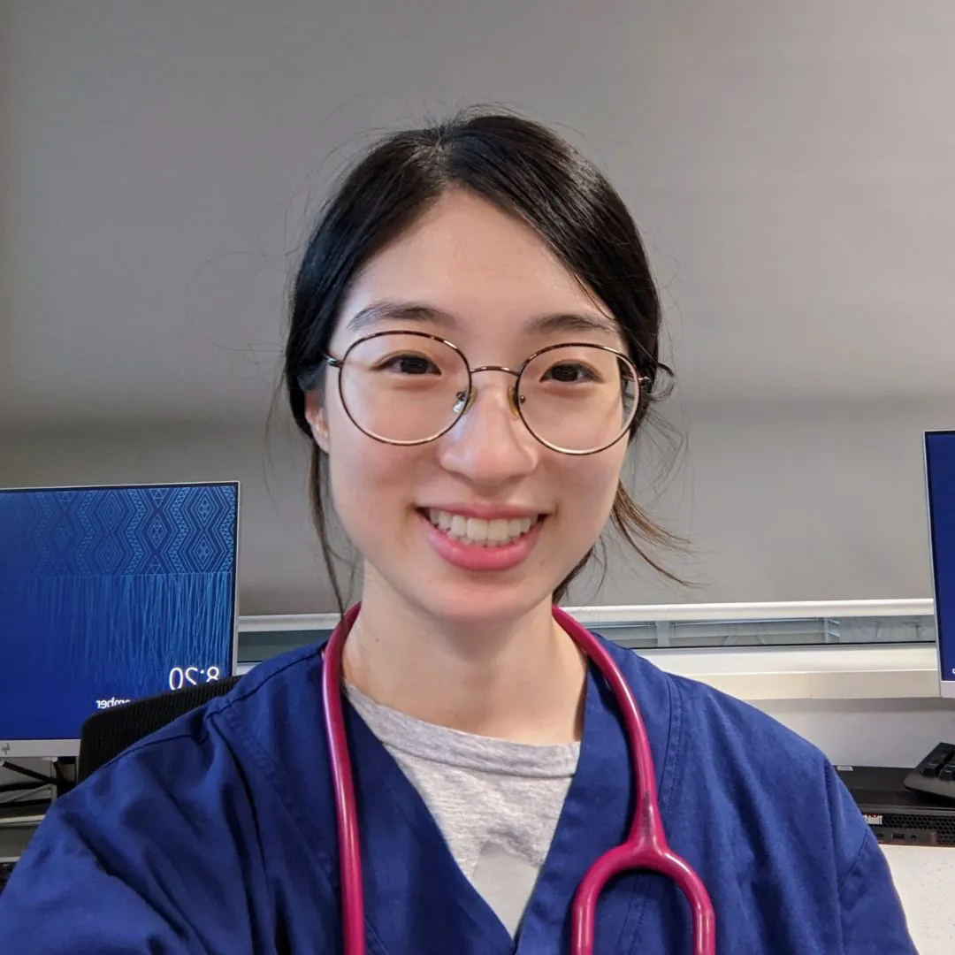 Dr Mina Han Dr Mina Han