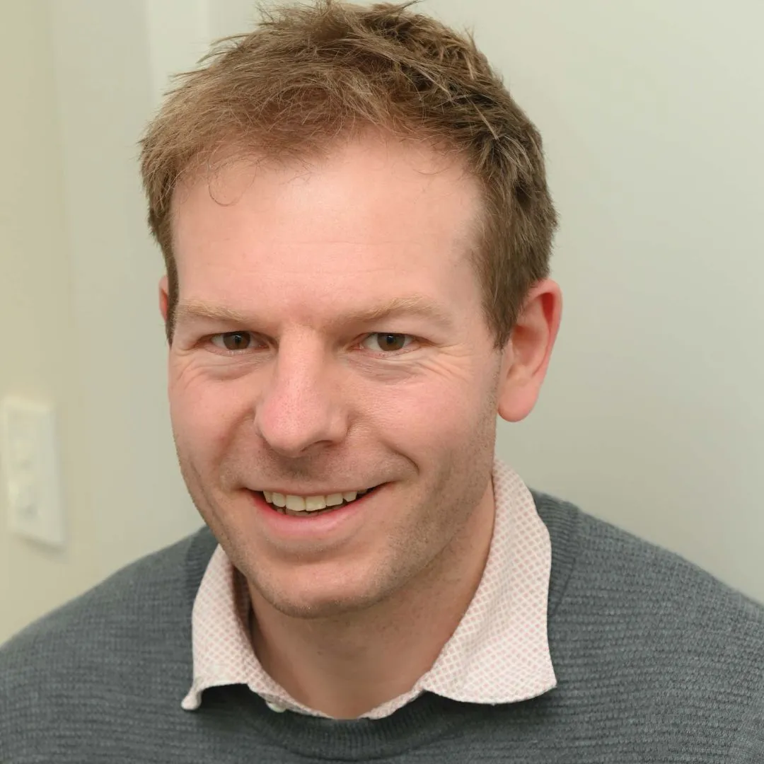 Dr Tom Currie Dr Tom Currie