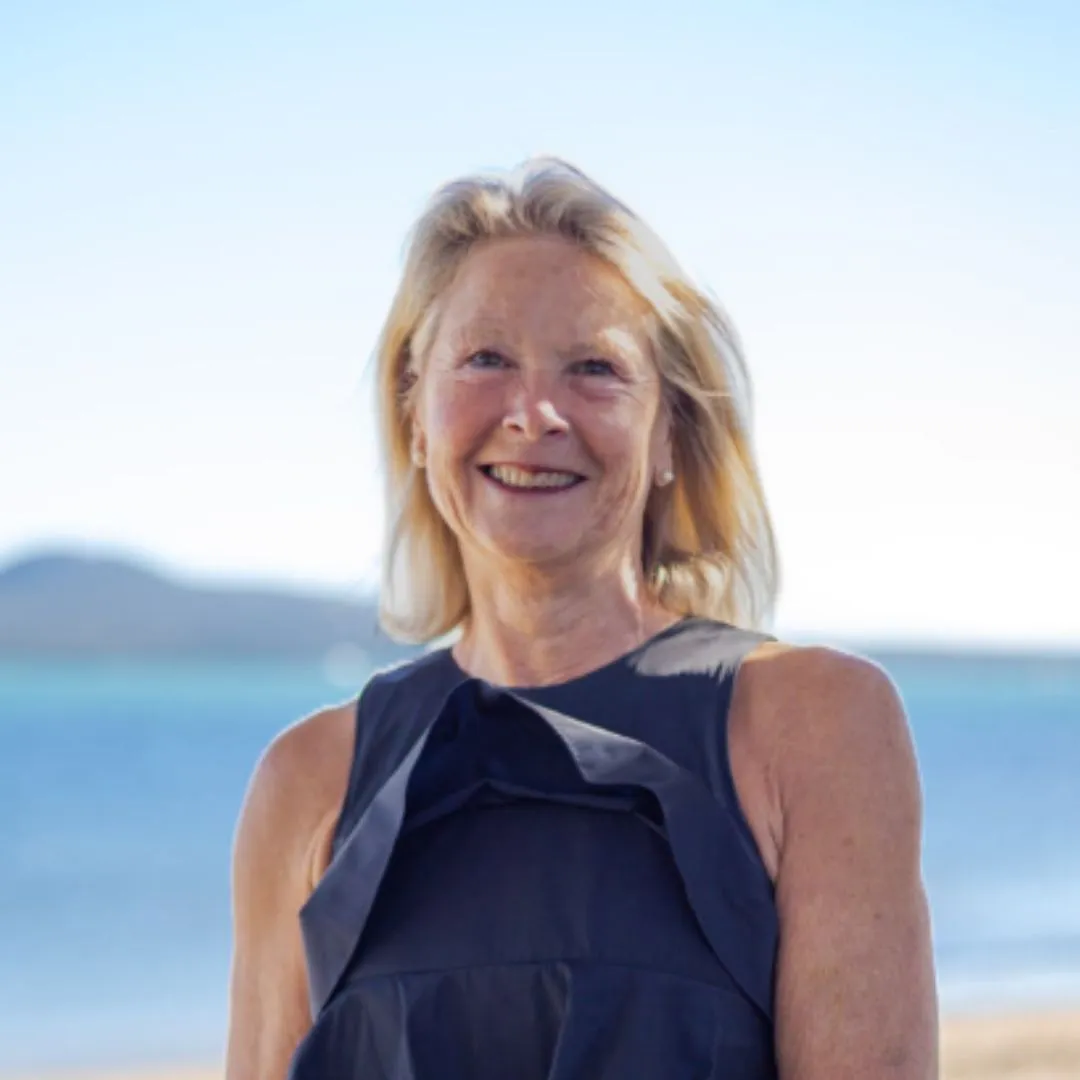Dr Angela Jakobsen