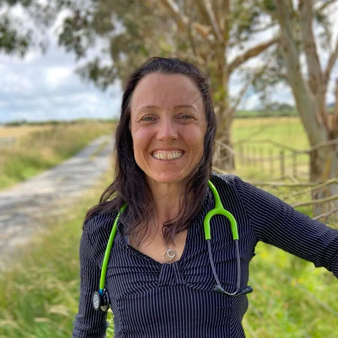 Dr Kim Hurst