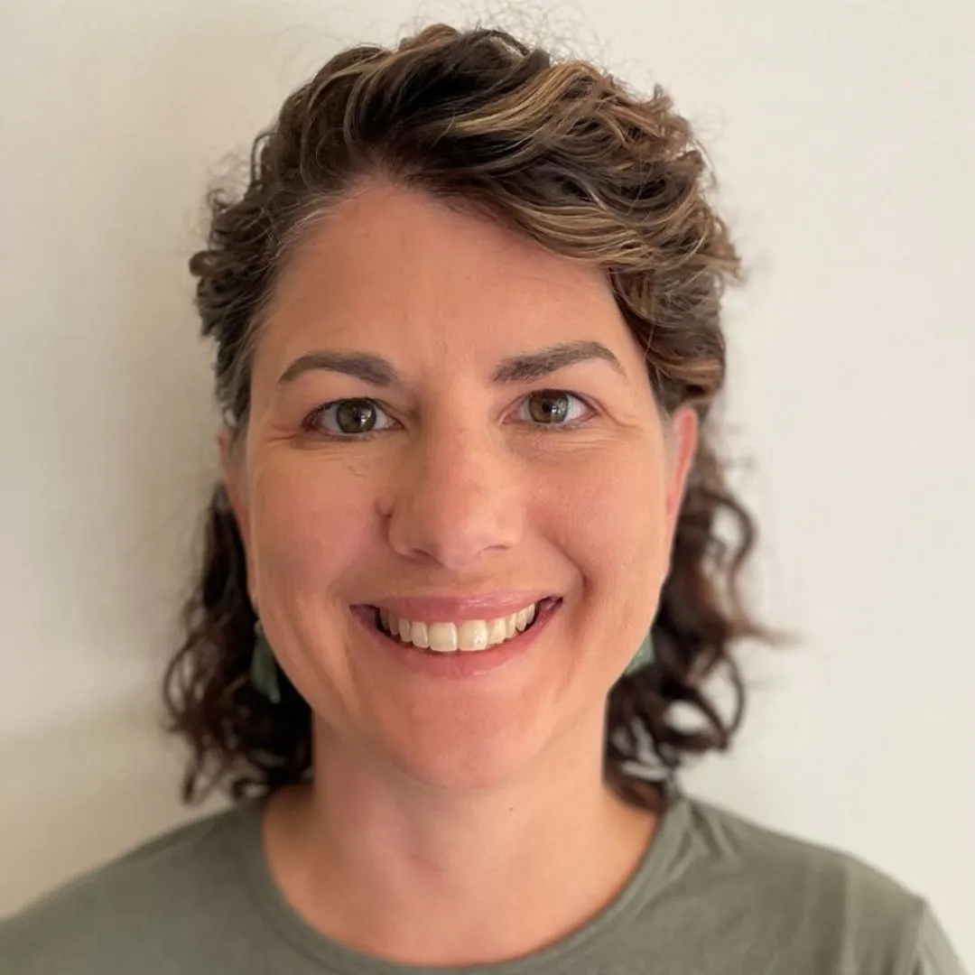 Dr Elise Thibodeau